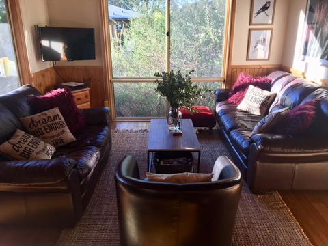 Kangurra Holiday House - E Caravan Parks 3