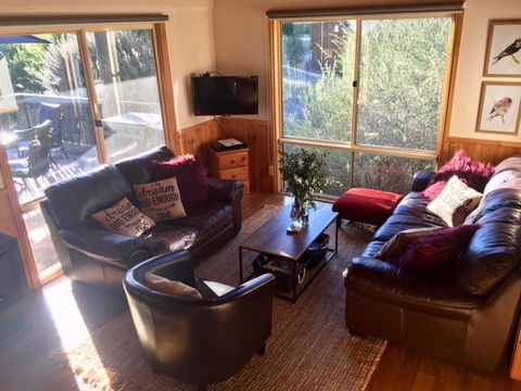 Kangurra Holiday House - E Caravan Parks 4