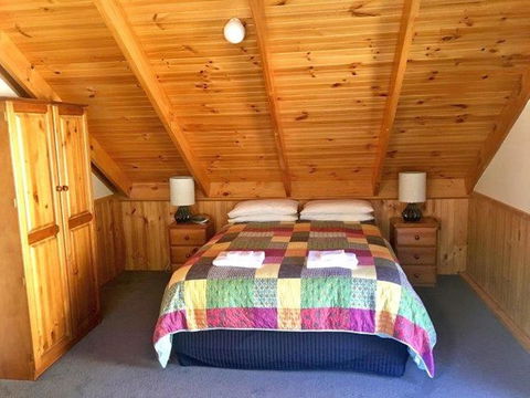 Kangurra Holiday House - E Caravan Parks 17