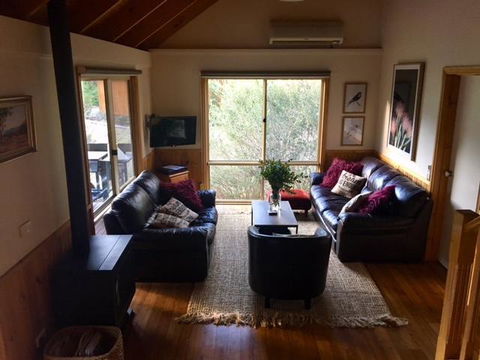 Kangurra Holiday House - E Caravan Parks 6