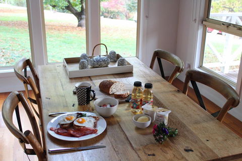 Abbys Cottages Bright - E Caravan Parks 1