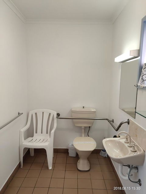 Coachman Motel And Holiday Units - E Caravan Parks 25