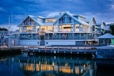 Aligned Corporate Residences Williamstown - E Caravan Parks 0