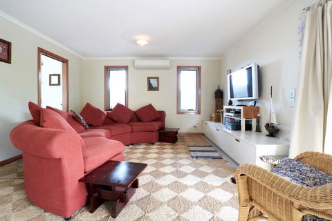Beautiful, Cosy And Quiet - E Caravan Parks 10