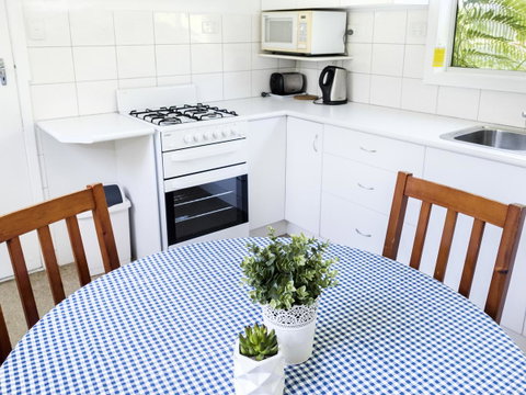 Gipsy Point Lodge & Cottages - E Caravan Parks 28