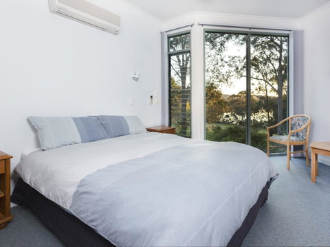 Gipsy Point Lodge & Cottages - E Caravan Parks 9