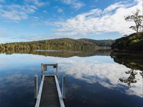 Gipsy Point Lodge & Cottages - E Caravan Parks 0
