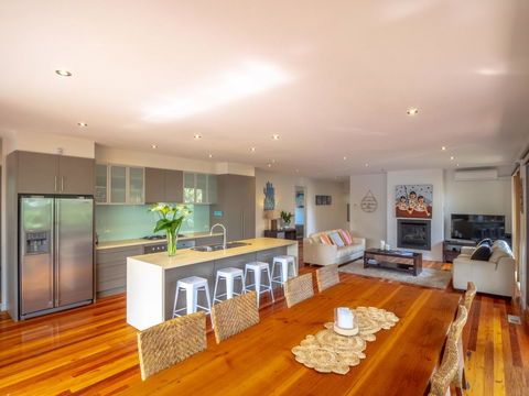 Blairgowrie Moonah Beach House: Walk To Beach - E Caravan Parks 3