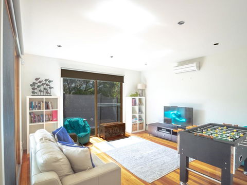 Blairgowrie Moonah Beach House: Walk To Beach - E Caravan Parks 8