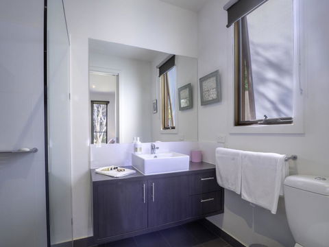 Blairgowrie Moonah Beach House: Walk To Beach - E Caravan Parks 14