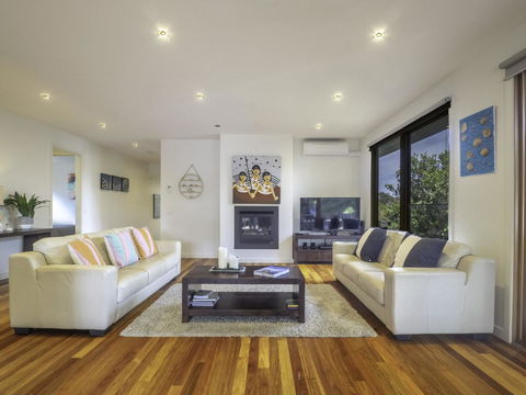 Blairgowrie Moonah Beach House: Walk To Beach - E Caravan Parks 2