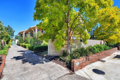 Lake Wendouree Luxury Apartments - E Caravan Parks 8