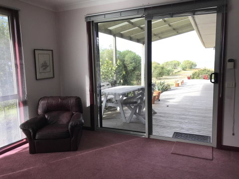 Eagle Bay Views - E Caravan Parks 7