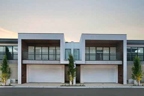 Clayton Serviced Apartments - E Caravan Parks 7
