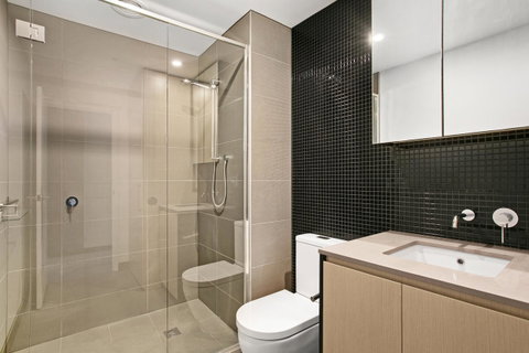 Clayton Serviced Apartments - E Caravan Parks 14