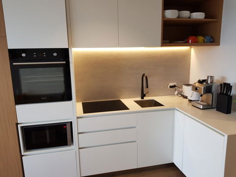 Ivanhoe Apartments - E Caravan Parks 22