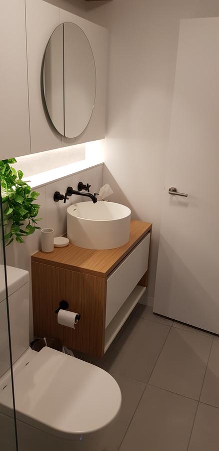 Ivanhoe Apartments - E Caravan Parks 4