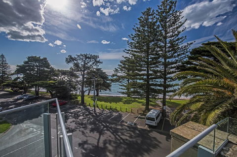 C-Scape Esplanade Cowes - E Caravan Parks 6