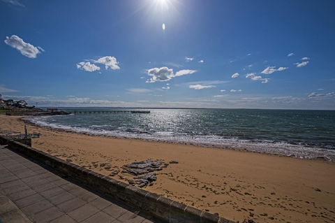 C-Scape Esplanade Cowes - E Caravan Parks 22