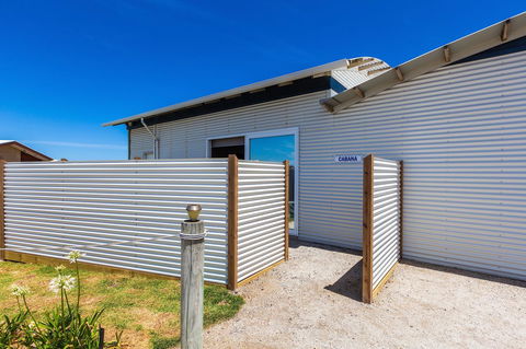 Cottages For Couples - E Caravan Parks 0