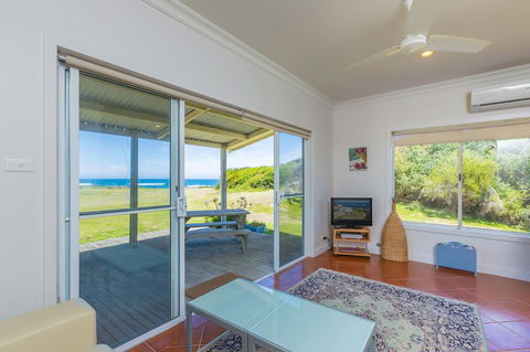 Cottages For Couples - E Caravan Parks 24