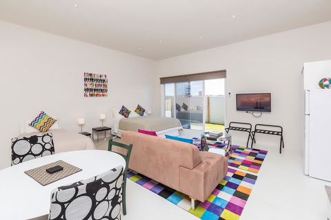 Cottages For Couples - E Caravan Parks 9