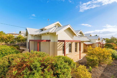 Beach Belle - E Caravan Parks 1