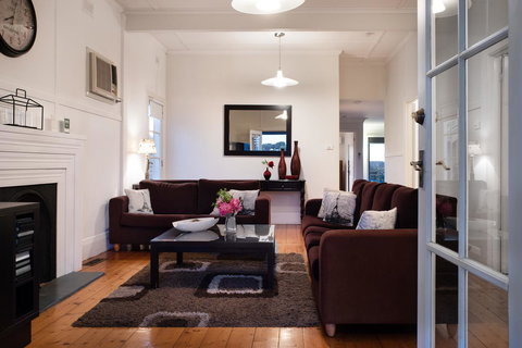 Churchills - E Caravan Parks 7