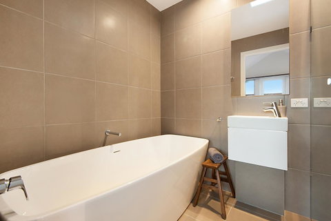 Salt Loft - E Caravan Parks 5