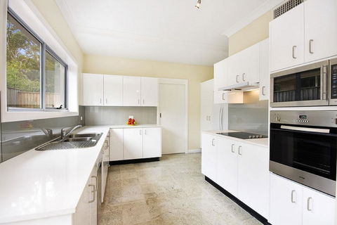 The Beach Townhouse - E Caravan Parks 2
