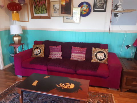 The Bohemian Art Studio - E Caravan Parks 0