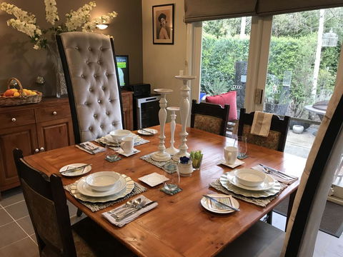 The Booville Hotel - E Caravan Parks 3