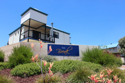 The Break Margaret River Beach Houses - E Caravan Parks 0