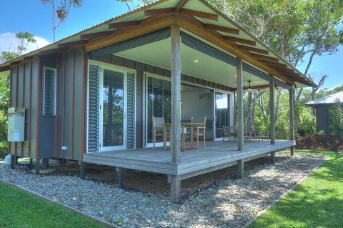 The Bungalows - E Caravan Parks 2