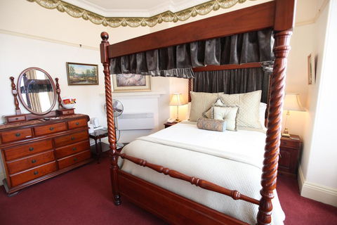 The Grand On Macfie - E Caravan Parks 1