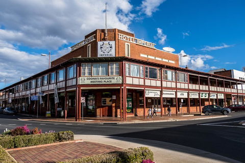 The Imperial Hotel - E Caravan Parks 0