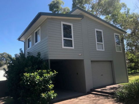 The Lake Guesthouse - E Caravan Parks 0