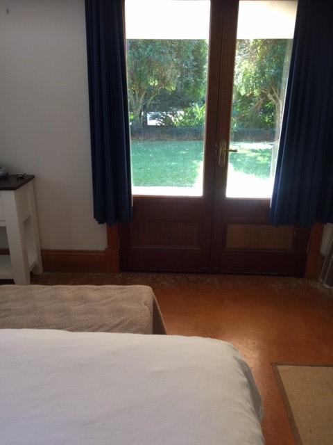 The Lakehouse Manor - E Caravan Parks 3