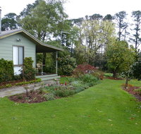The Little House on The Hill - E Caravan Parks