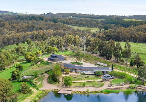 The Loft At Butlers Lane Vineyard - E Caravan Parks 0