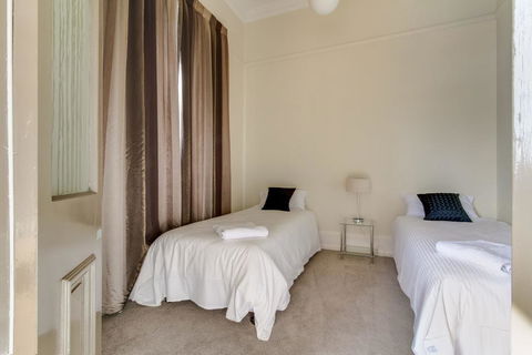 The Manager's Residence - E Caravan Parks 2