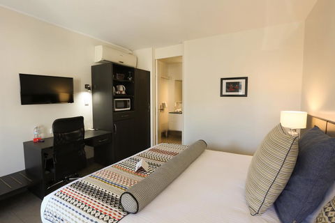 The Matador - E Caravan Parks 3