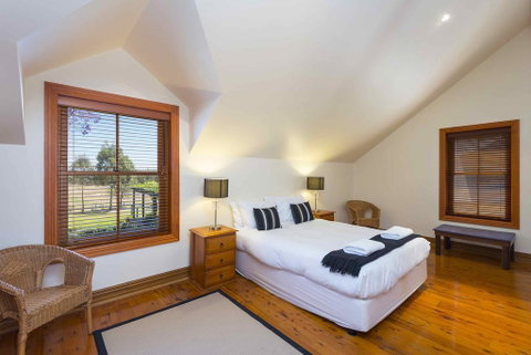 The Mews Studio - E Caravan Parks 3