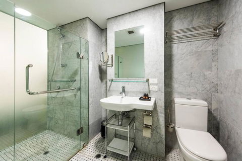 The Nest - Bright Space On Newcastle St With Roof Terrace - E Caravan Parks 3