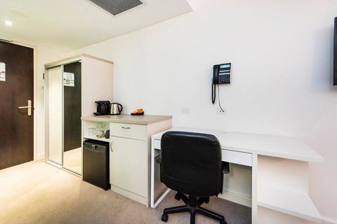 The Nest - Bright Space On Newcastle St With Roof Terrace - E Caravan Parks 1