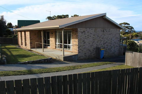 The Nook Bay Of Fires - E Caravan Parks 3