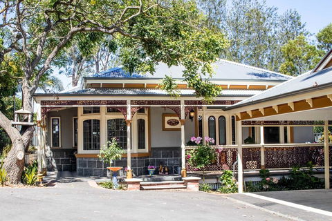 The Oaks Lilydale Accommodation - E Caravan Parks 1