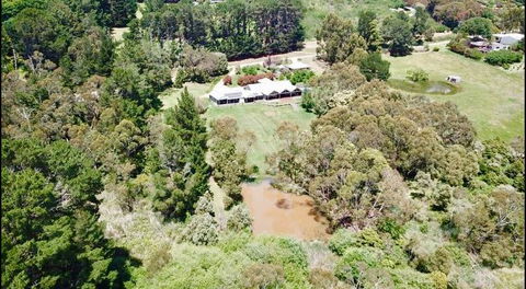 The Orchard Luxury Accommodation - E Caravan Parks 0