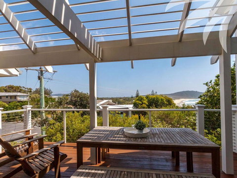 The Point - E Caravan Parks 0