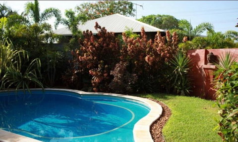 The Quarters Self Contained Bungalow - E Caravan Parks 0